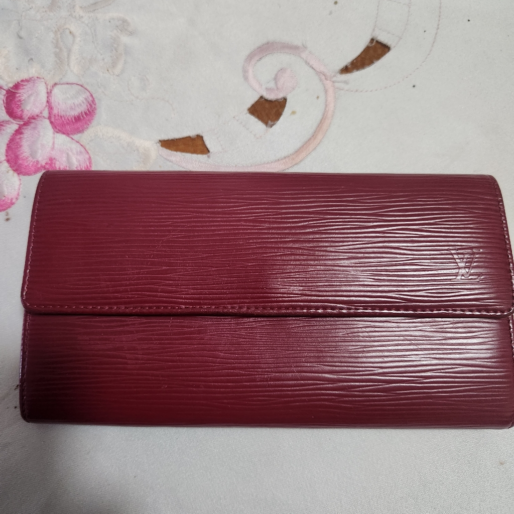 Authentic Louis Vuitton Burgundy Epi Leather Long Wallet